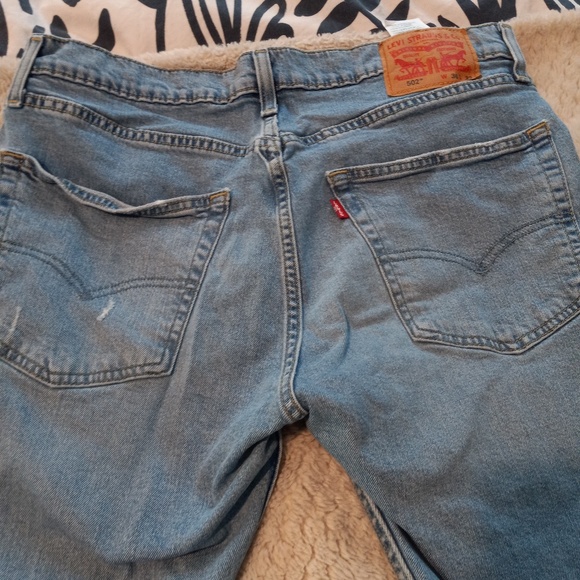 Levi's - 502 Distressed Jeans- Women's- Size 36 W 32 L - Picture 3 of 6